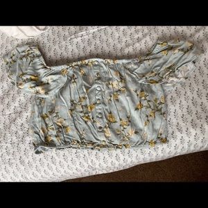 Cropped off the shoulder